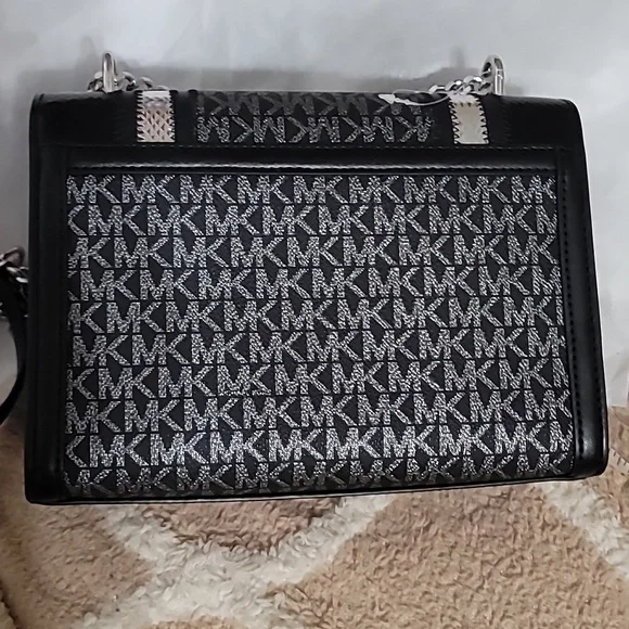 Michael Kors Whitney Shoulder/Crossbody - Picture 2 of 9